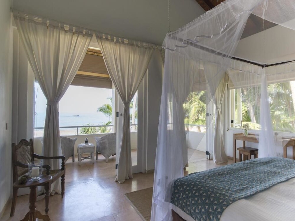 Sri Villas