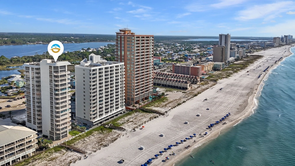 Oceanfront Luxe Pool + Beachfront Free Golf