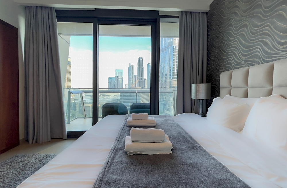 Elite LUX Holiday Homes - 3BR Full Burj Khalifa Fountain Views in Downtown
