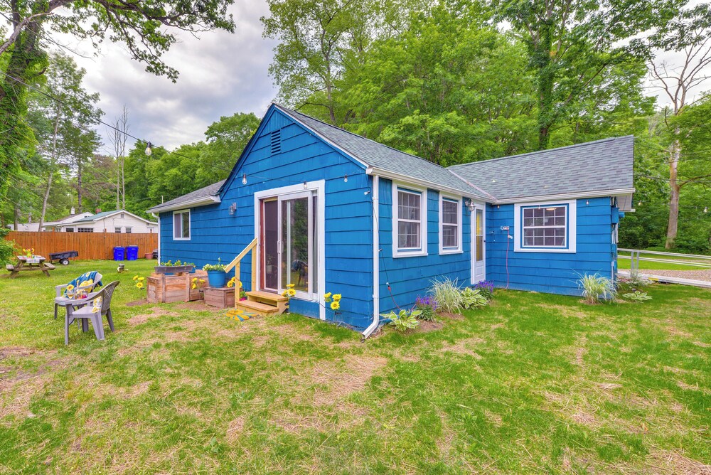 Peaceful Hiram Retreat on Cuyahoga River! view 5