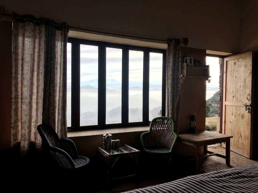 TGV Escape Kanatal view 5