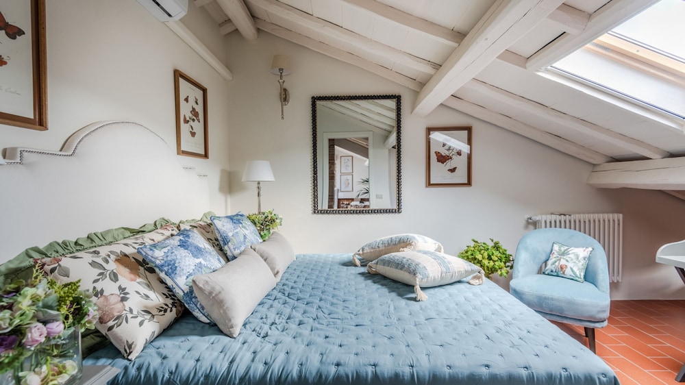 Valle del Sole Winery Farmhouse