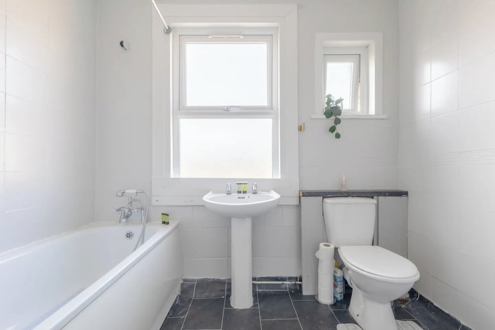 Chic 3BD Flat - 5 Mins to Walthamstow Central!