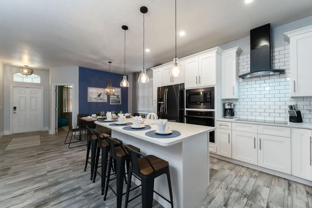 Wildlife Themed Villa 4 Bd Pool Near Disney