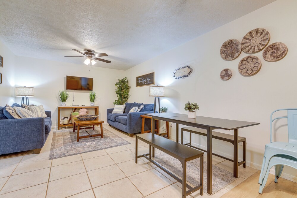1/2 Mi to St. Lucie River: Treasure Coast Home