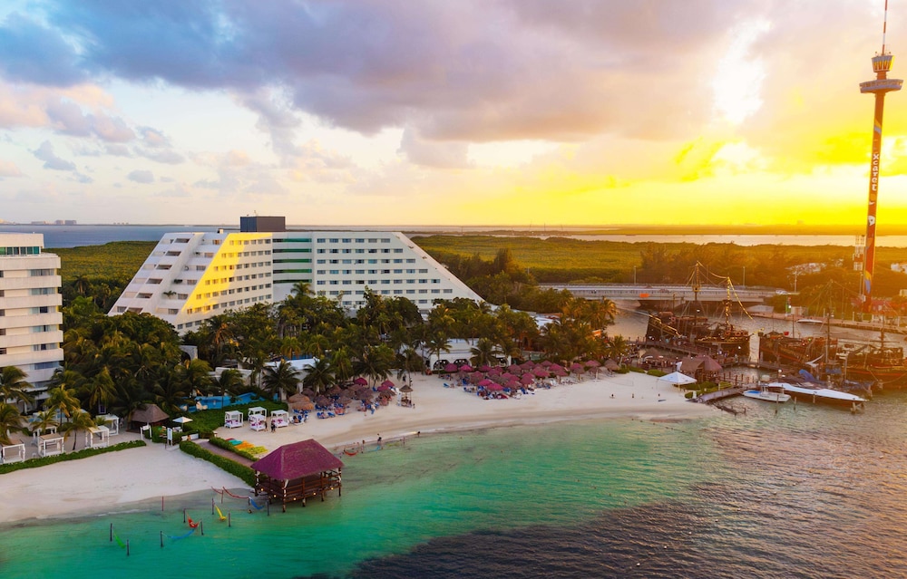 Oasis Palm - All Inclusive