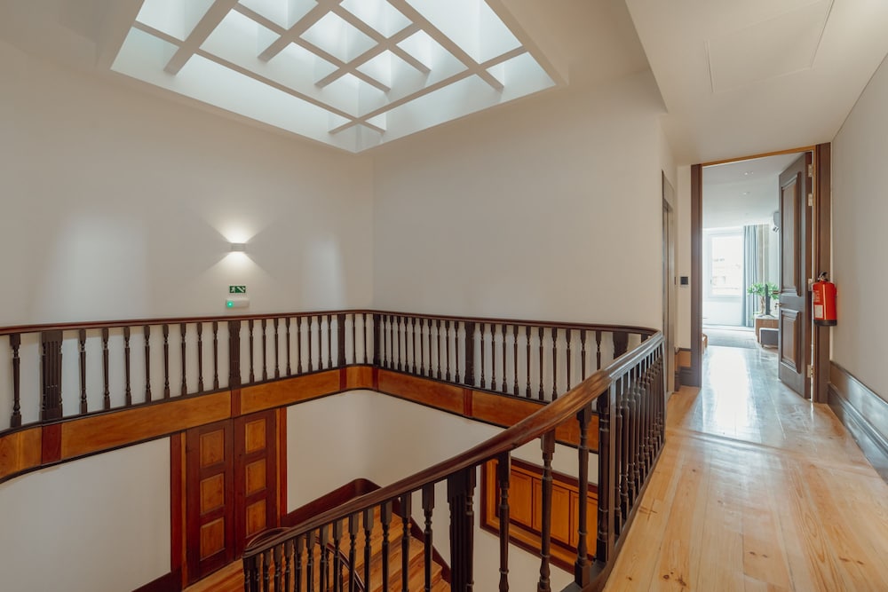 Heart OF Porto Apartment F Duplex by Vacationy