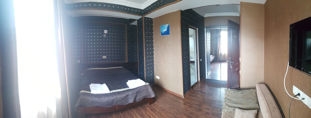 Amadeus Hotel
