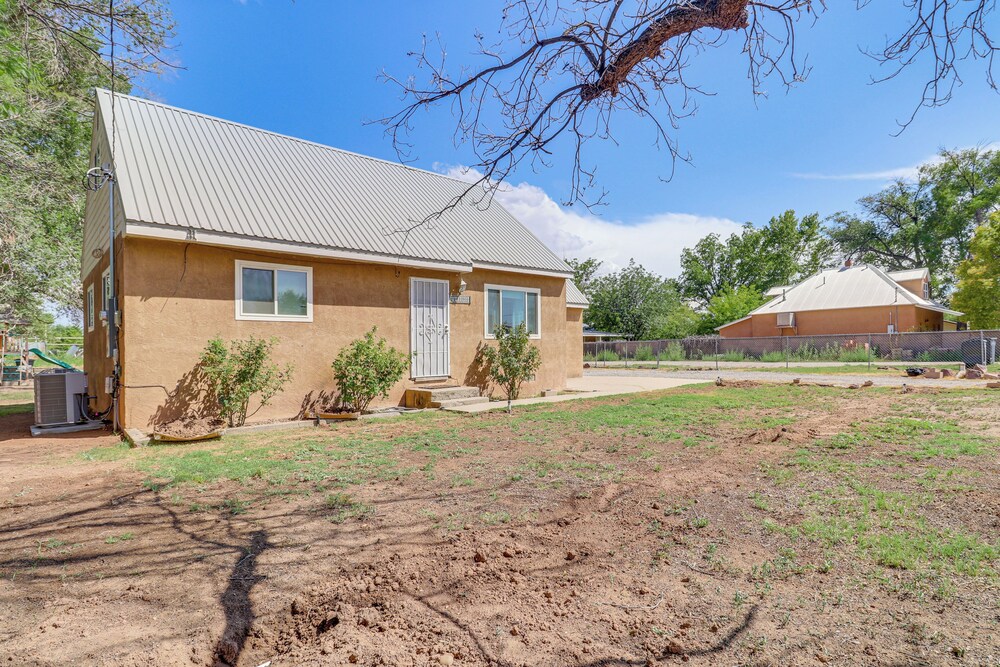 Family-friendly Albuquerque Home Near Rio Grande! view 3