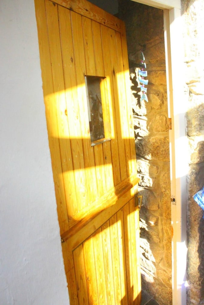 The Old Barn Near St Ives - Rustic Charm & Space