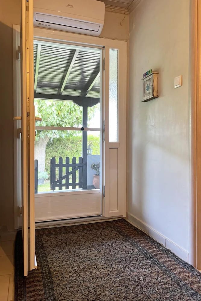 Sias Cozy House view 4