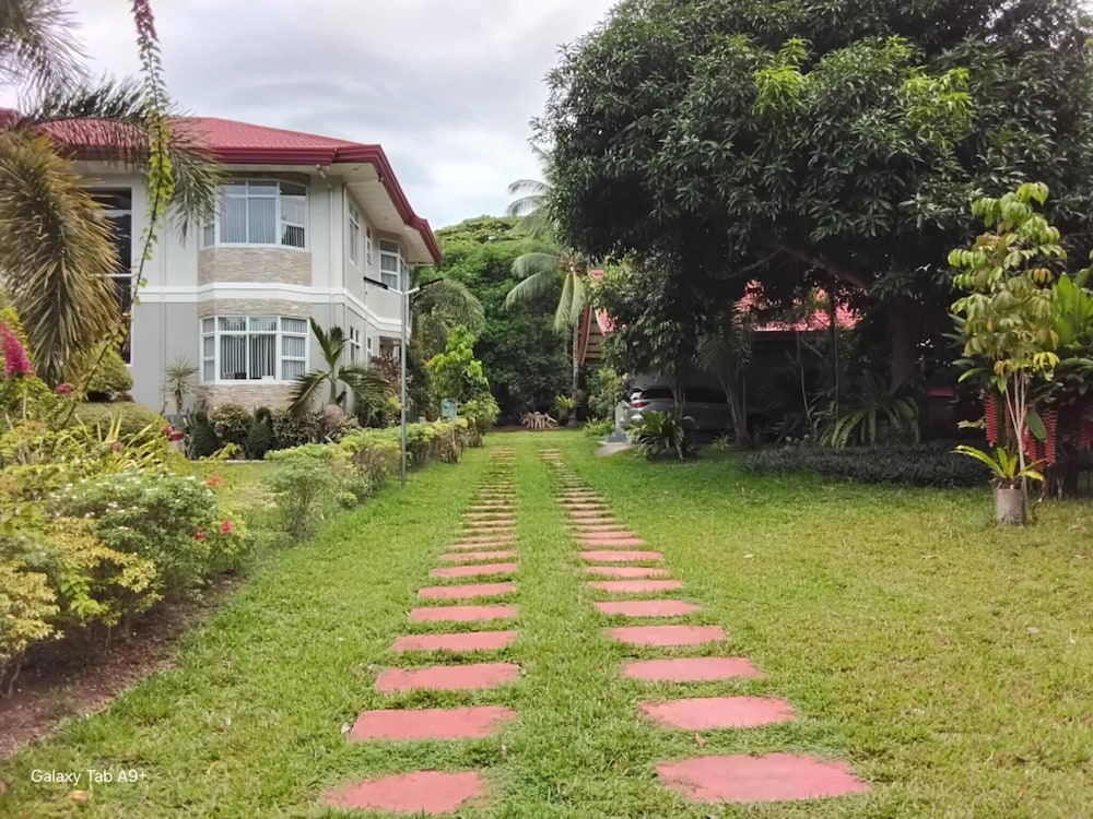 Room-camiguin Lanzones Resort Queen Delu
