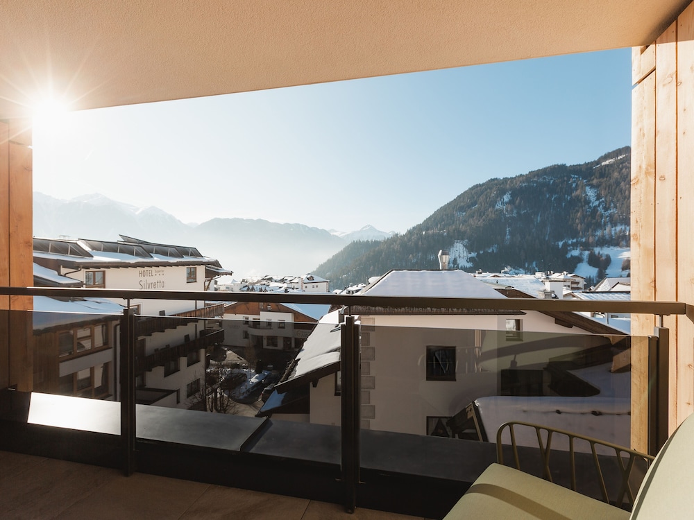 Aparthotel alpina&more