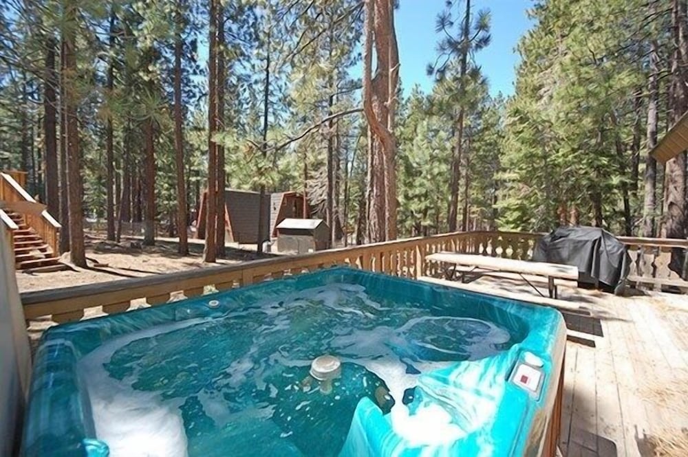 1503 Bonita Road 4 Bedroom Cabin by RedAwning