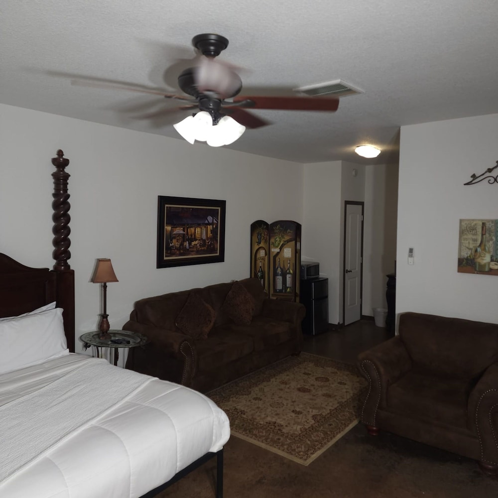 Unit 3 Champagne Terminal Stylish Stay