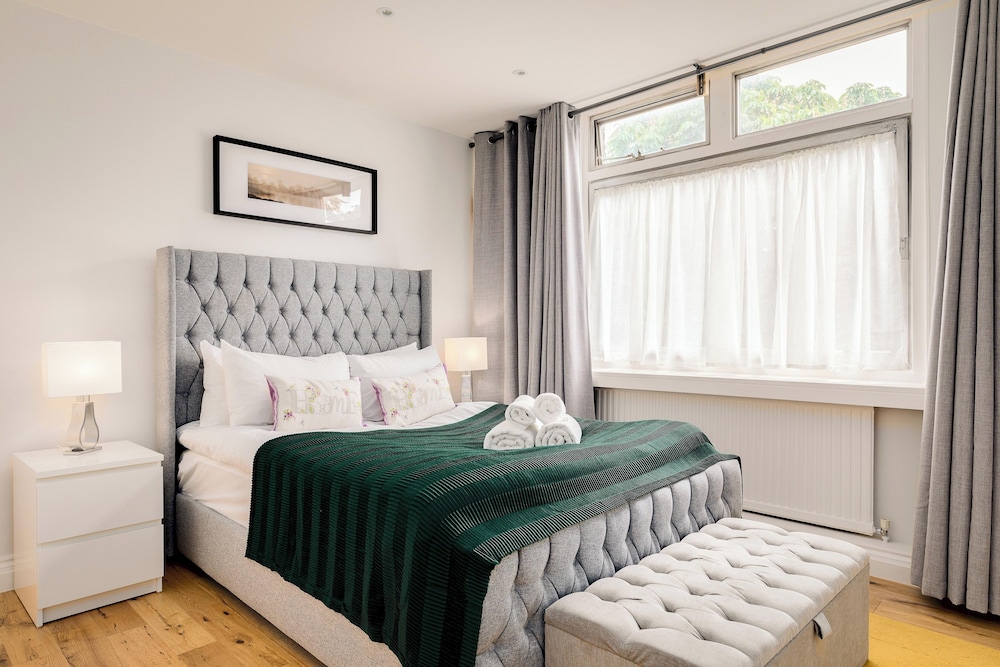 4 Bedroom Villa on Marble Arch