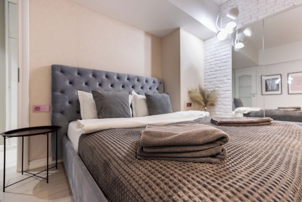 Aiastay Bucharest River Apartments