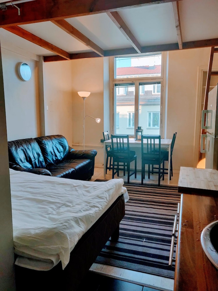 Helsinki city centre studio & loft view 4