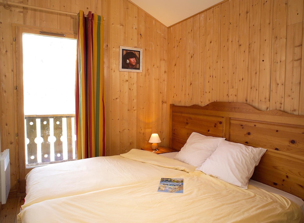 Isola Vacations - Madame Vacances Les Chalets de la Diva - Property Image 9