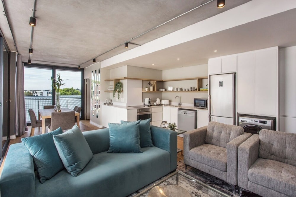 Docklands Deluxe Apartments by ITC Hospitality