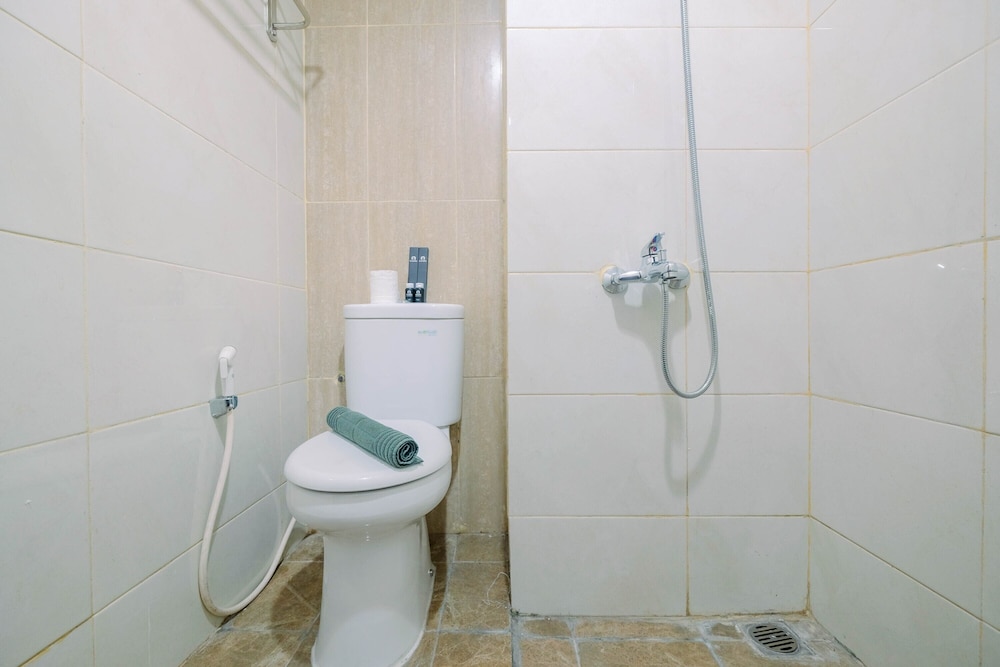 Modern And Comfy Studio Apartment Grand Dhika City, Bekasi - 13