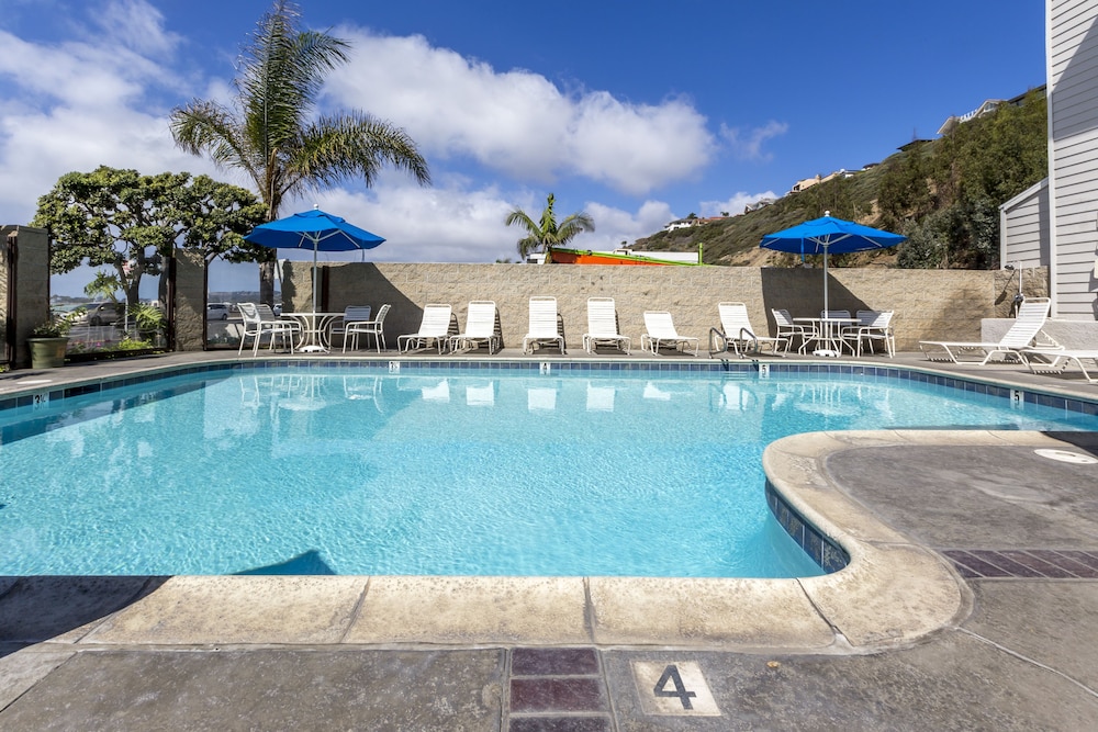 Capistrano Surfside Inn