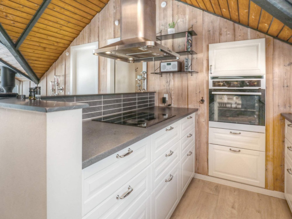 Alluring Holiday Home in Falster near Sea view 4