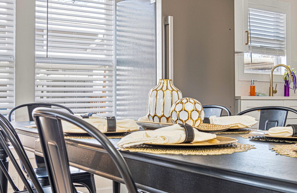 Create Memories 4br/3ba Near Riverwalk & Downtown!