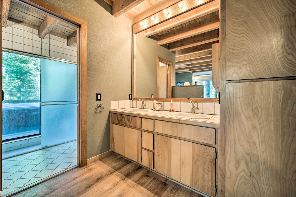 Lake Tahoe Vacations - Unique Northstar Resort Cabin w/ Woodsy Deck - Property Image 22