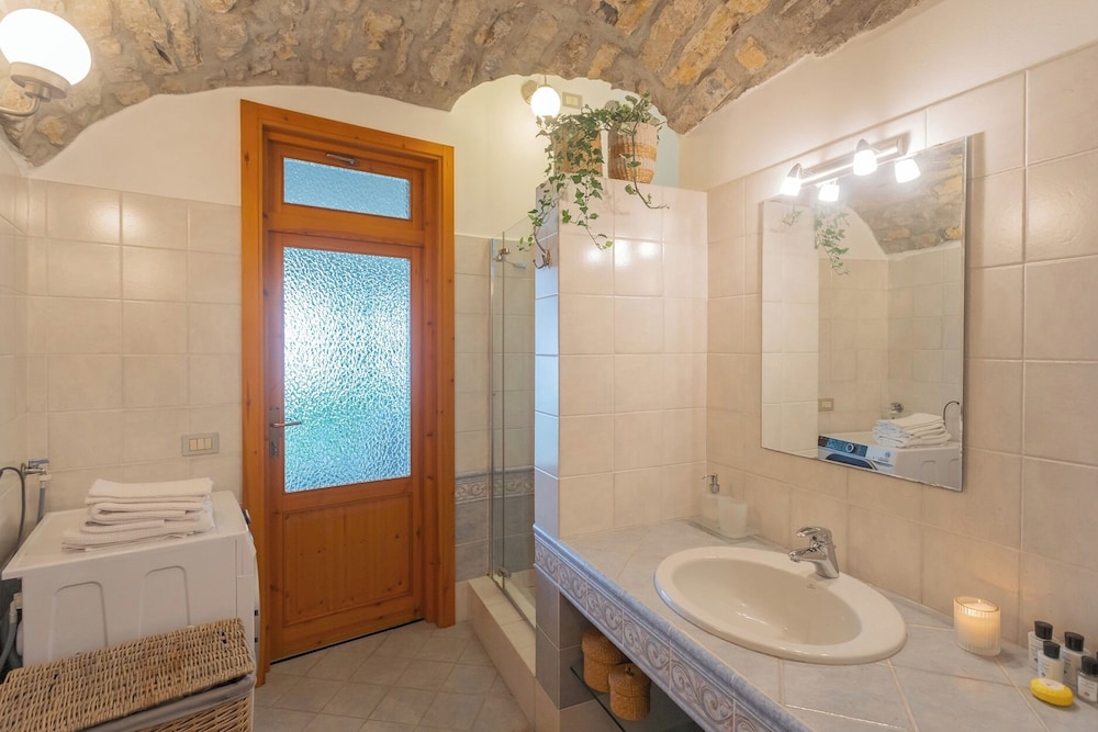 Simon's Apartment With Amazing View by Rent all Como