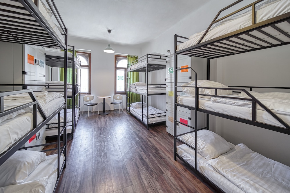 Hostel Orange