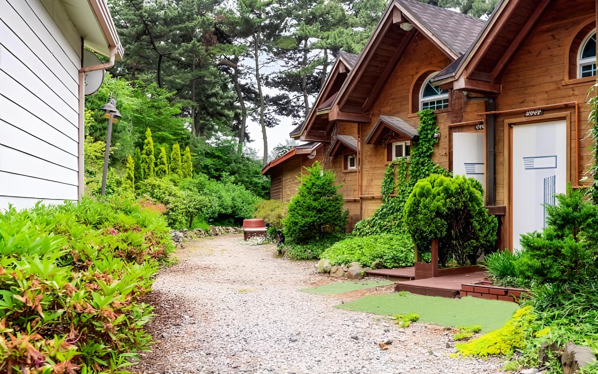 Taean Avec Mont Pension view 3