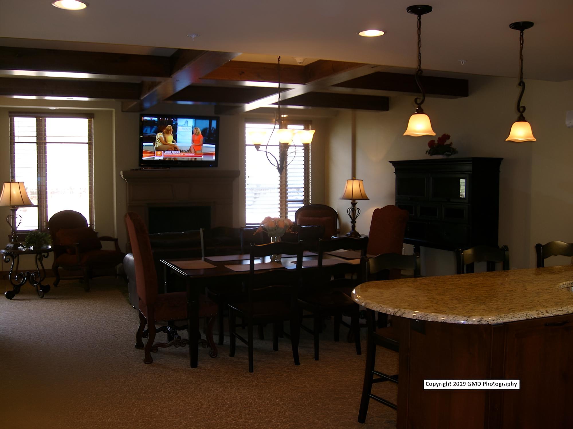 Photo 8