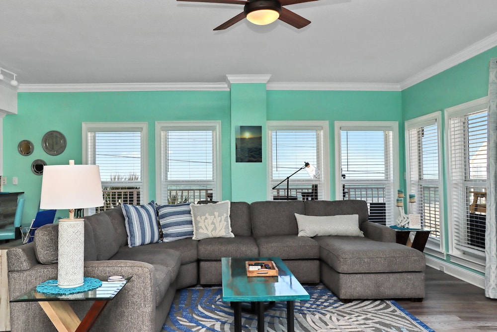 Paradise Shores 200