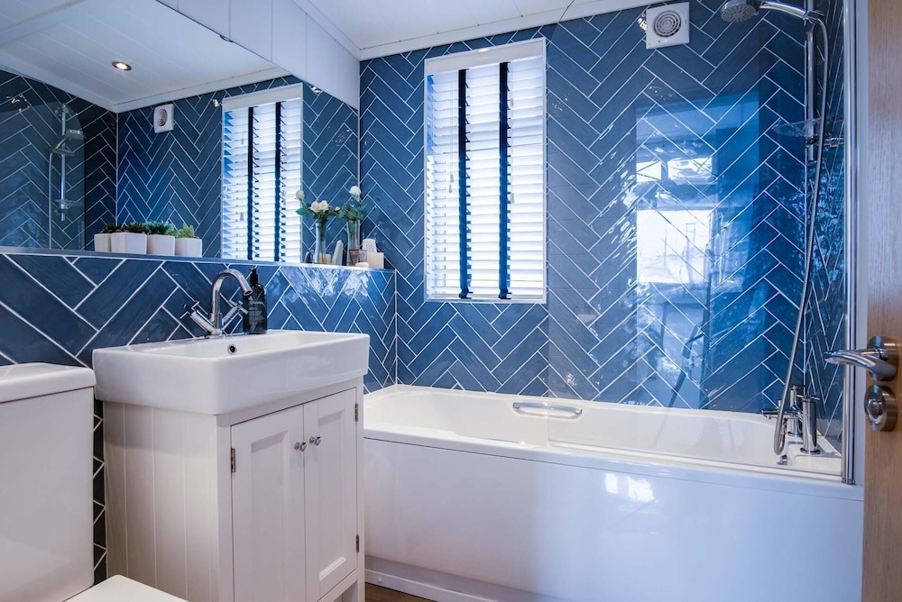 Shearwater 30 - 2 Bedroom Lodge - Summerhill