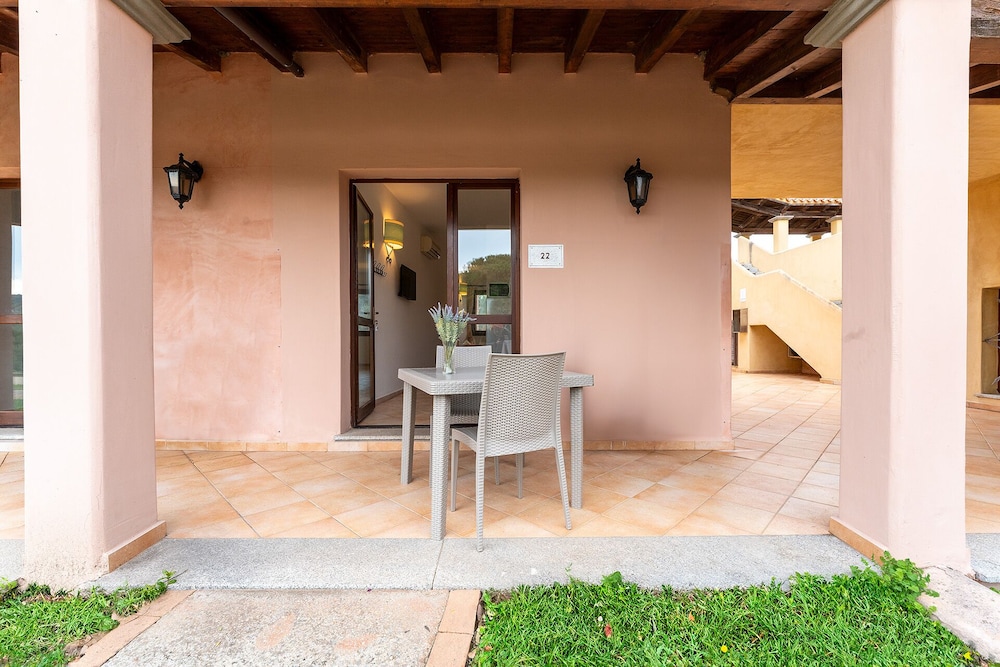 Il Mirto Appartamenti, Ac e Wifi, Gallura