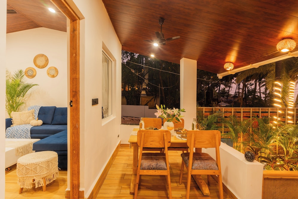 ELIVAAS House of Neptune 1 BHK Boutique