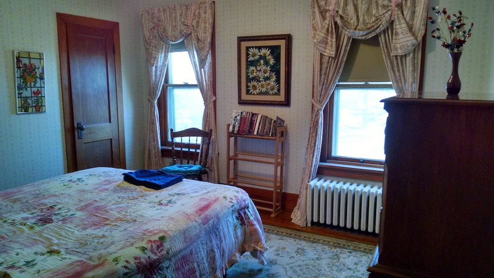 Fish & Loaves B&B