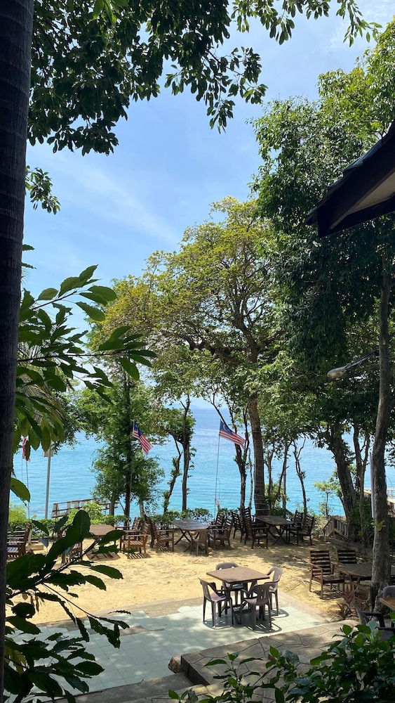 Sharilla Blue Star Resort