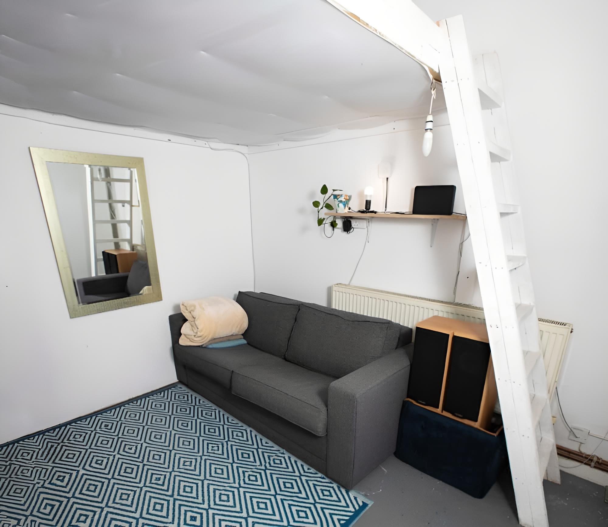 Trendy & Artistic Loft Hideaway, Hackney Wick!