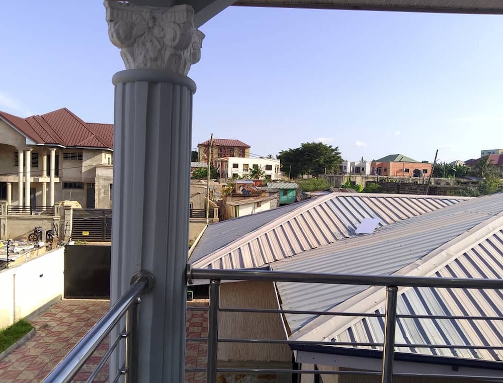 Spacious 3BR Apartment in Adentan With City Views