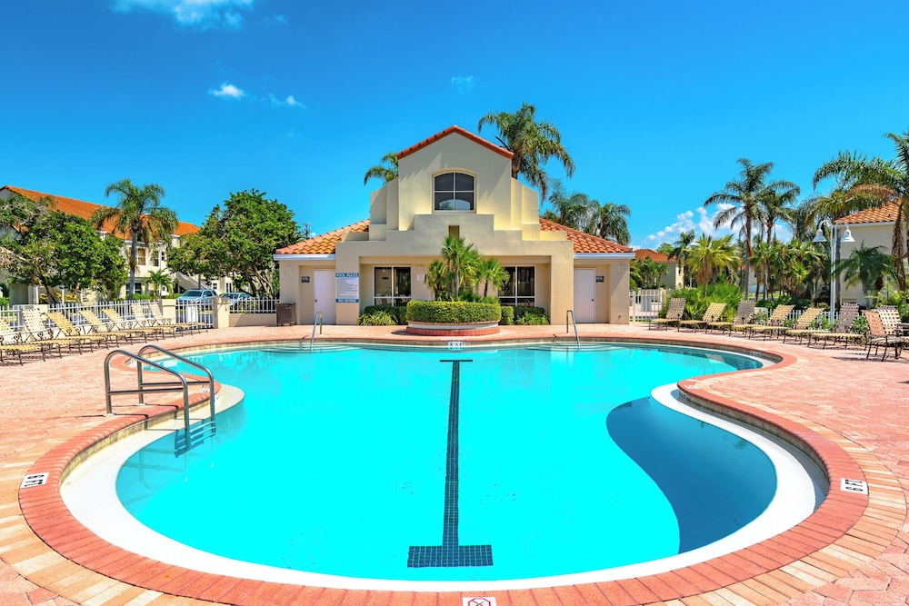 Vista Verde North 6-142 by Distinctive Beach Rentals