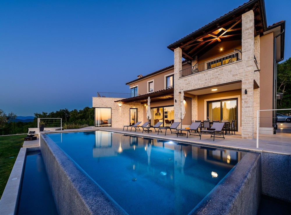 Comfortable Villa With Central Heating