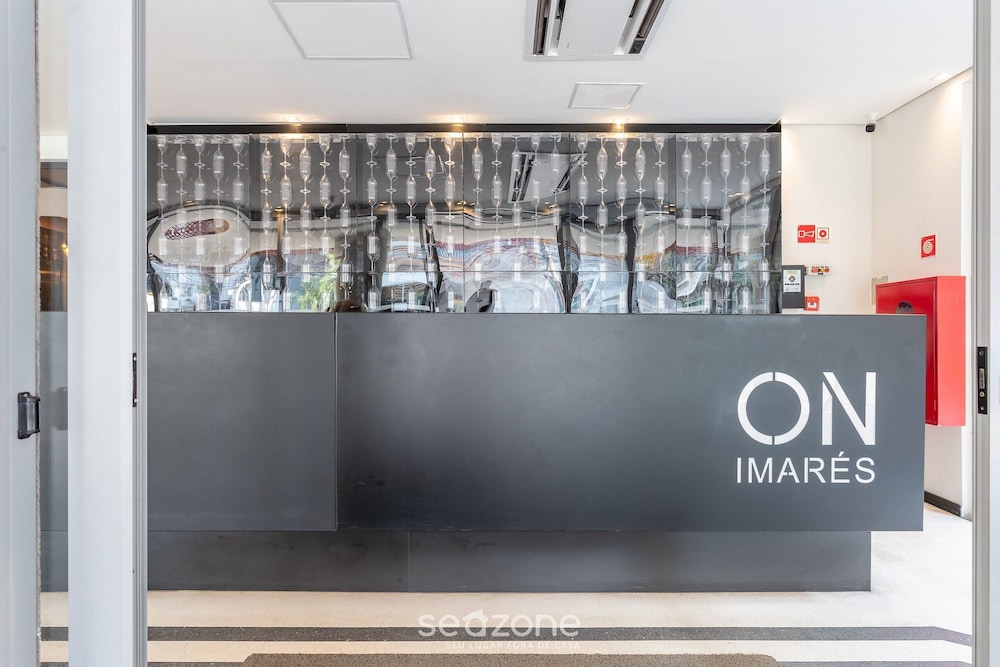 Studio 300m From the Indianopolis Metro Ois1003