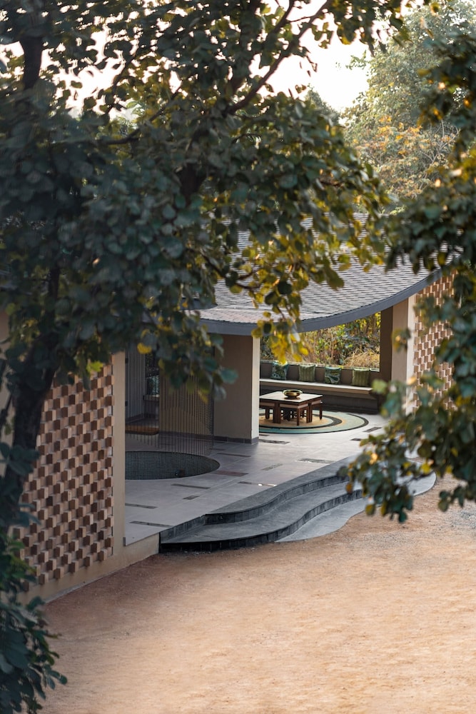Outpost 12 - A Sinali Experience - Kanha