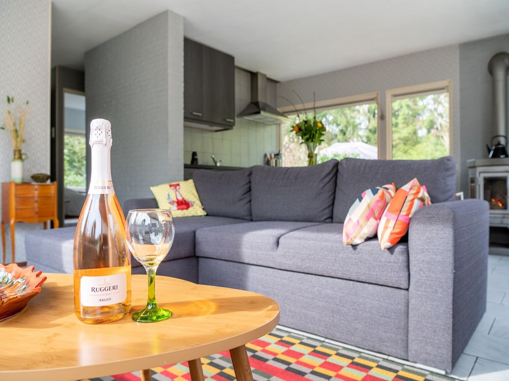 Arendonk Pondside Chalet