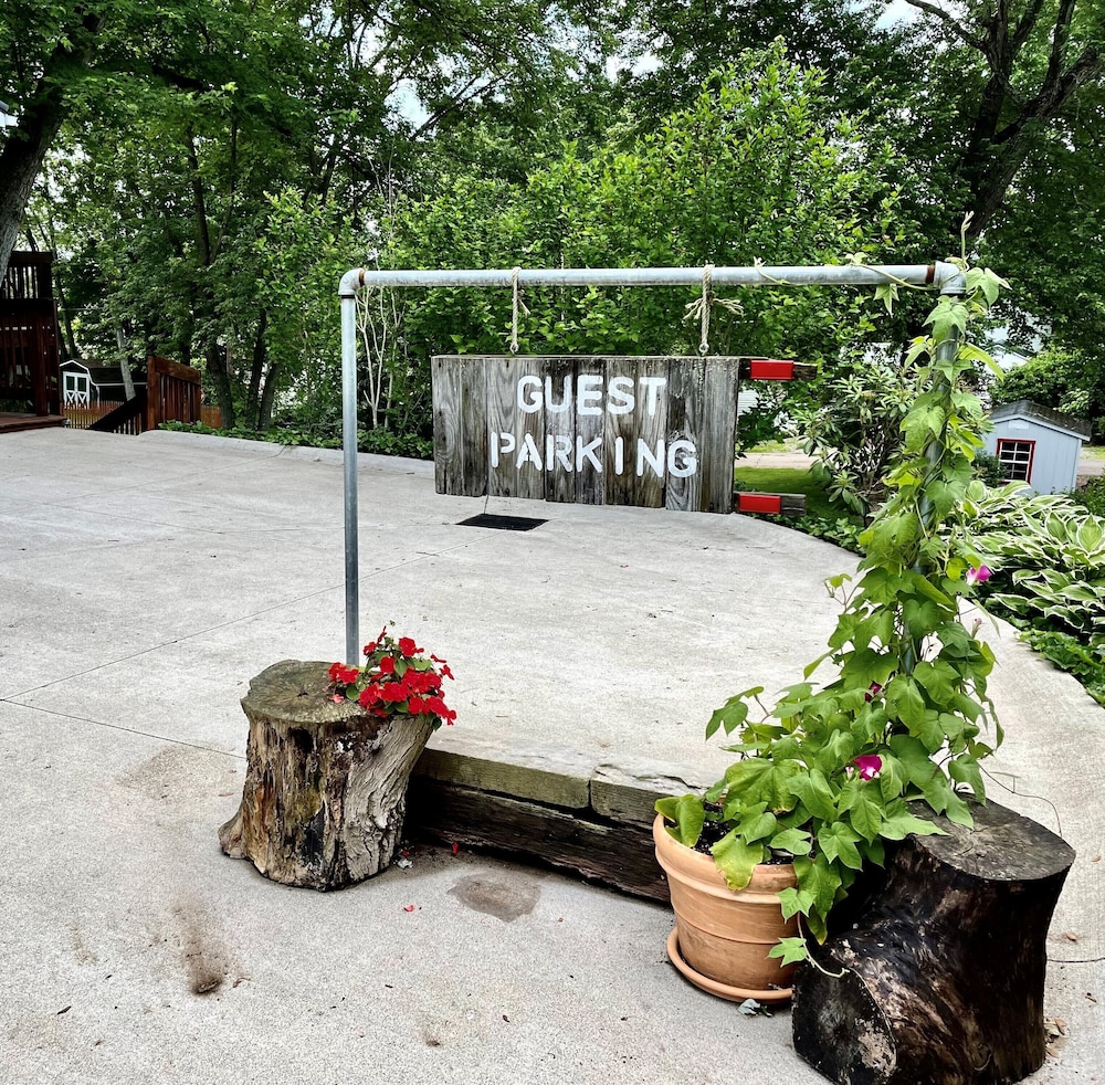 Amish Country Comfort