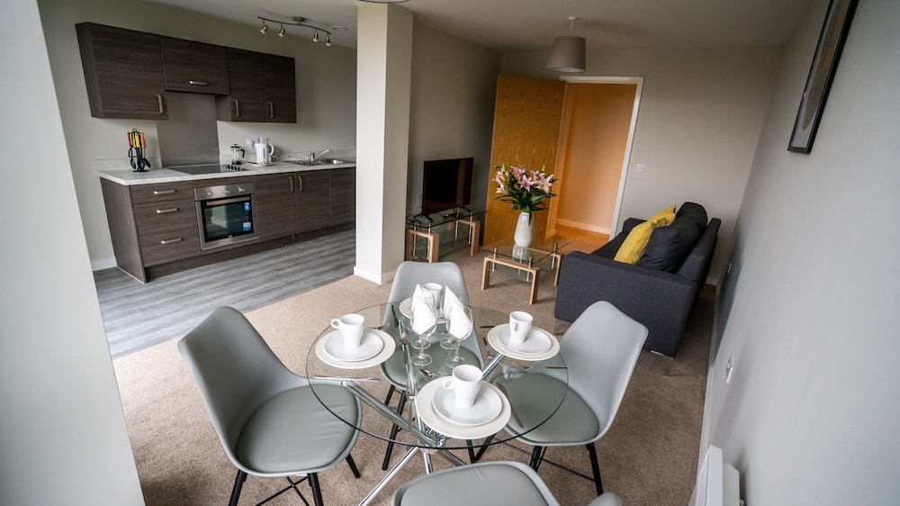 Dream Apartments Adelphi Wharf view 5