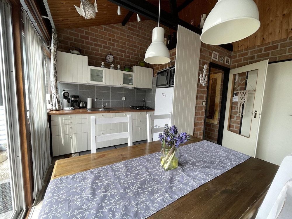 Bungalow in Sint Maartenszee Near Dune
