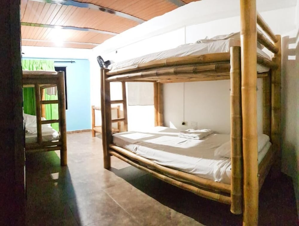 HOSTAL LA MERCEDES STREET